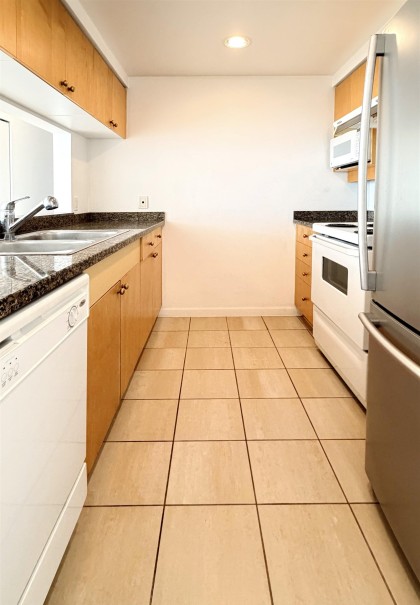 Photo 6 at 1705 - 1228 Marinaside Crescent, Yaletown, Vancouver West