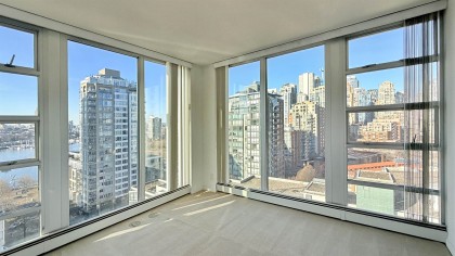 Photo 12 at 1705 - 1228 Marinaside Crescent, Yaletown, Vancouver West