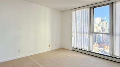 Photo 10 at 1705 - 1228 Marinaside Crescent, Yaletown, Vancouver West