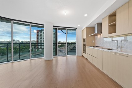 Photo 16 at 684 - 87 Nelson Street, Yaletown, Vancouver West