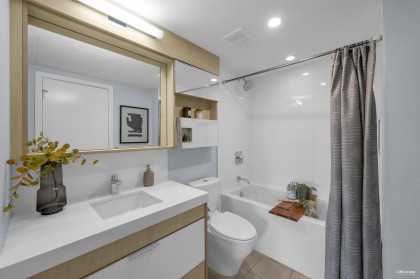 Photo 18 at 207 - 111 E 3rd Street, Lower Lonsdale, North Vancouver