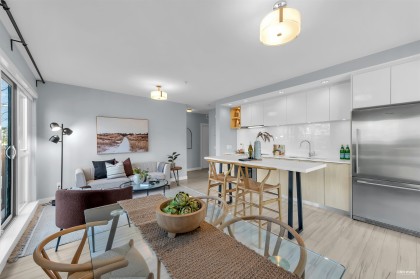 Photo 4 at 207 - 111 E 3rd Street, Lower Lonsdale, North Vancouver