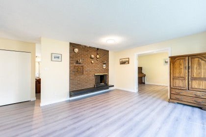 Photo 8 at 2075 Rufus Drive, Westlynn, North Vancouver