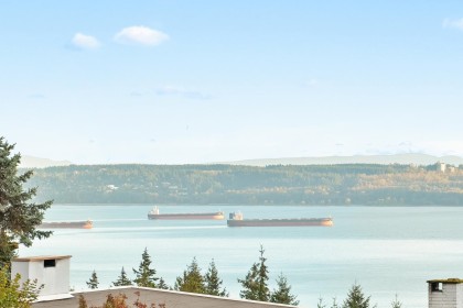 Photo 2 at 4579 Woodgreen Court, Cypress Park Estates, West Vancouver