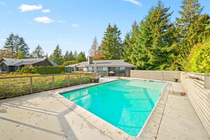 Photo 7 at 4579 Woodgreen Court, Cypress Park Estates, West Vancouver