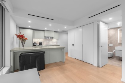 Photo 13 at 708 - 889 Pacific Street, Downtown VW, Vancouver West