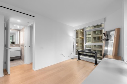 Photo 11 at 708 - 889 Pacific Street, Downtown VW, Vancouver West