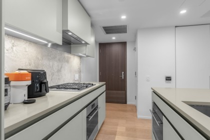 Photo 8 at 708 - 889 Pacific Street, Downtown VW, Vancouver West