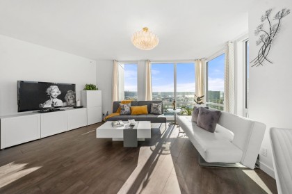 Photo 16 at 1807 - 1500 Fern Street, Lynnmour, North Vancouver