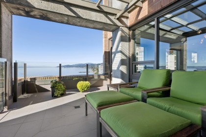 Photo 22 at 9 - 2250 Bellevue Avenue, Dundarave, West Vancouver