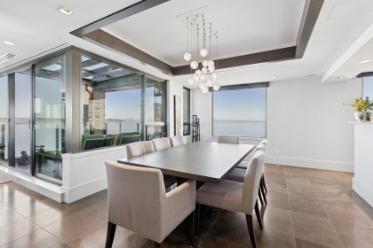 Photo 20 at 9 - 2250 Bellevue Avenue, Dundarave, West Vancouver