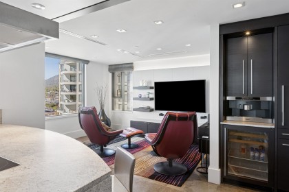 Photo 18 at 9 - 2250 Bellevue Avenue, Dundarave, West Vancouver