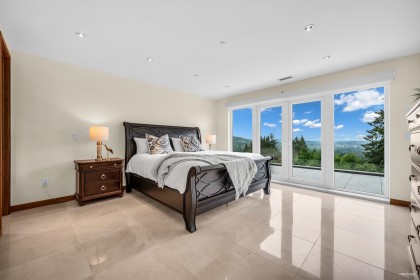Photo 27 at 518 Ballantree Place, Glenmore, West Vancouver