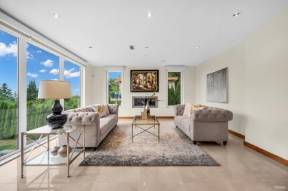 Photo 6 at 518 Ballantree Place, Glenmore, West Vancouver