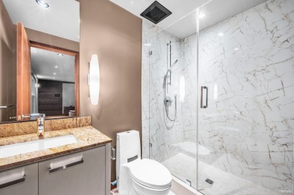Photo 32 at 518 Ballantree Place, Glenmore, West Vancouver