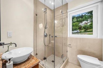 Photo 30 at 518 Ballantree Place, Glenmore, West Vancouver
