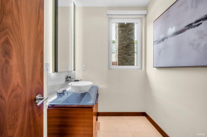 Photo 18 at 518 Ballantree Place, Glenmore, West Vancouver