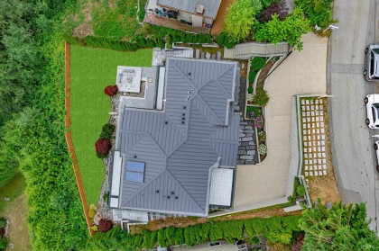 Photo 40 at 518 Ballantree Place, Glenmore, West Vancouver