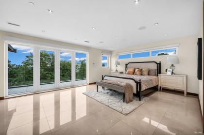 Photo 21 at 518 Ballantree Place, Glenmore, West Vancouver