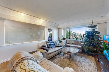 Photo 6 at 3150 W 26th Avenue, MacKenzie Heights, Vancouver West