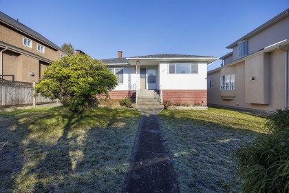 Photo 1 at 535 W 62nd Avenue, Marpole, Vancouver West