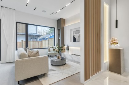 Photo 2 at 2 - 4023 W 18th Avenue, Dunbar, Vancouver West