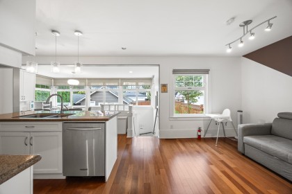 Photo 12 at 3276 W 21st Avenue, Dunbar, Vancouver West