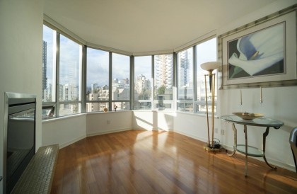 Photo 3 at 806 - 1005 Beach Avenue, West End VW, Vancouver West