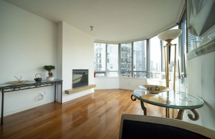 Photo 5 at 806 - 1005 Beach Avenue, West End VW, Vancouver West