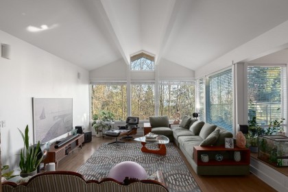 Photo 3 at 1448 Sandhurst Place, Chartwell, West Vancouver