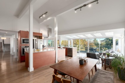 Photo 9 at 1448 Sandhurst Place, Chartwell, West Vancouver