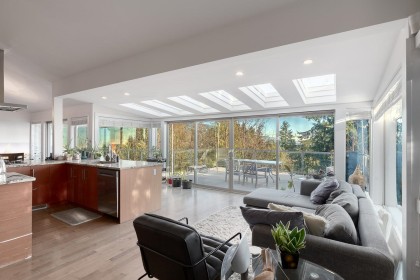 Photo 11 at 1448 Sandhurst Place, Chartwell, West Vancouver