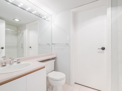 Photo 23 at 303 - 1415 W Georgia Street, Coal Harbour, Vancouver West