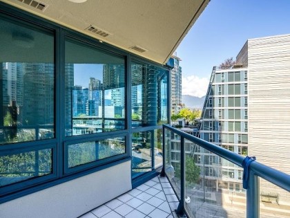 Photo 30 at 303 - 1415 W Georgia Street, Coal Harbour, Vancouver West