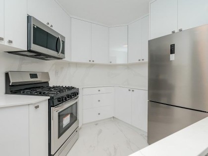 Photo 10 at 303 - 1415 W Georgia Street, Coal Harbour, Vancouver West