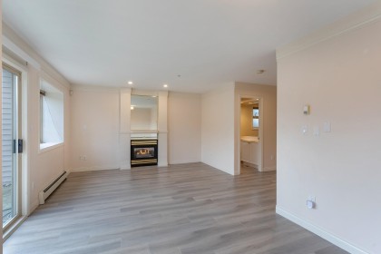 Photo 8 at 8468 Osler Street, Marpole, Vancouver West