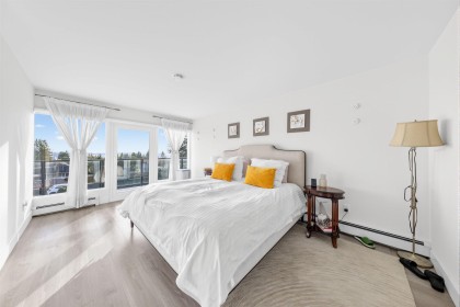 Photo 17 at 1555 Lawson Avenue, Ambleside, West Vancouver