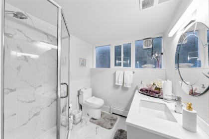 Photo 14 at 1555 Lawson Avenue, Ambleside, West Vancouver
