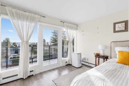 Photo 18 at 1555 Lawson Avenue, Ambleside, West Vancouver