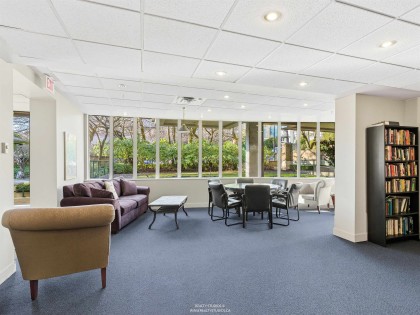 Photo 28 at 201 - 588 16th Street, Ambleside, West Vancouver