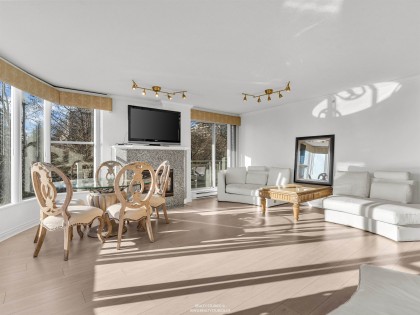 Photo 15 at 201 - 588 16th Street, Ambleside, West Vancouver