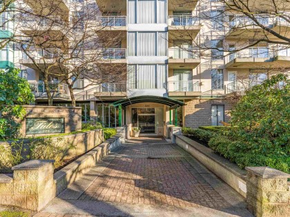 Photo 29 at 201 - 588 16th Street, Ambleside, West Vancouver
