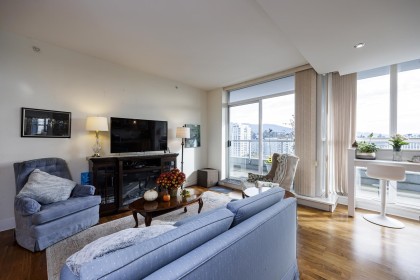 Photo 13 at 1702 - 121 W 16th Street, Central Lonsdale, North Vancouver