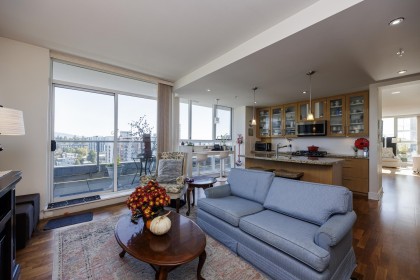 Photo 12 at 1702 - 121 W 16th Street, Central Lonsdale, North Vancouver