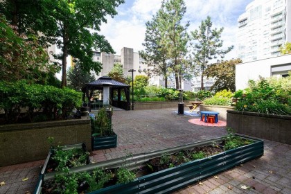 Photo 32 at 1405 - 1500 Howe Street, Yaletown, Vancouver West