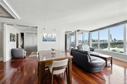 Photo 9 at 1405 - 1500 Howe Street, Yaletown, Vancouver West