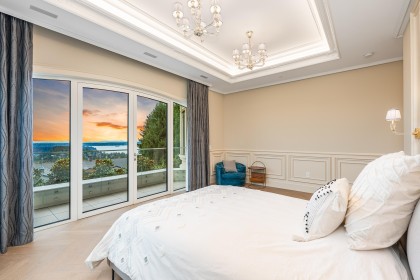 Photo 17 at 839 Eyremount Drive, British Properties, West Vancouver