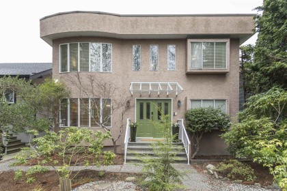 Photo 2 at 2945 W 12th Avenue, Kitsilano, Vancouver West