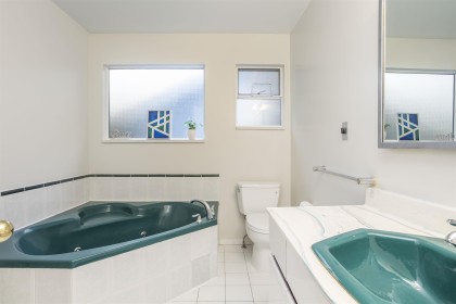 Photo 11 at 2945 W 12th Avenue, Kitsilano, Vancouver West