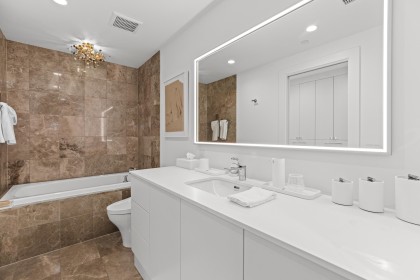 Photo 13 at 701 - 628 Kinghorne Mews, Yaletown, Vancouver West